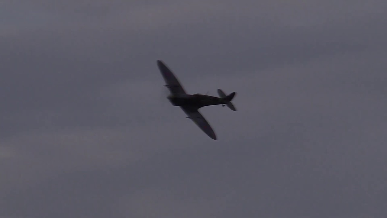 Spitfire Solo Finale at the Biggin Hill Festival of Flight 2019