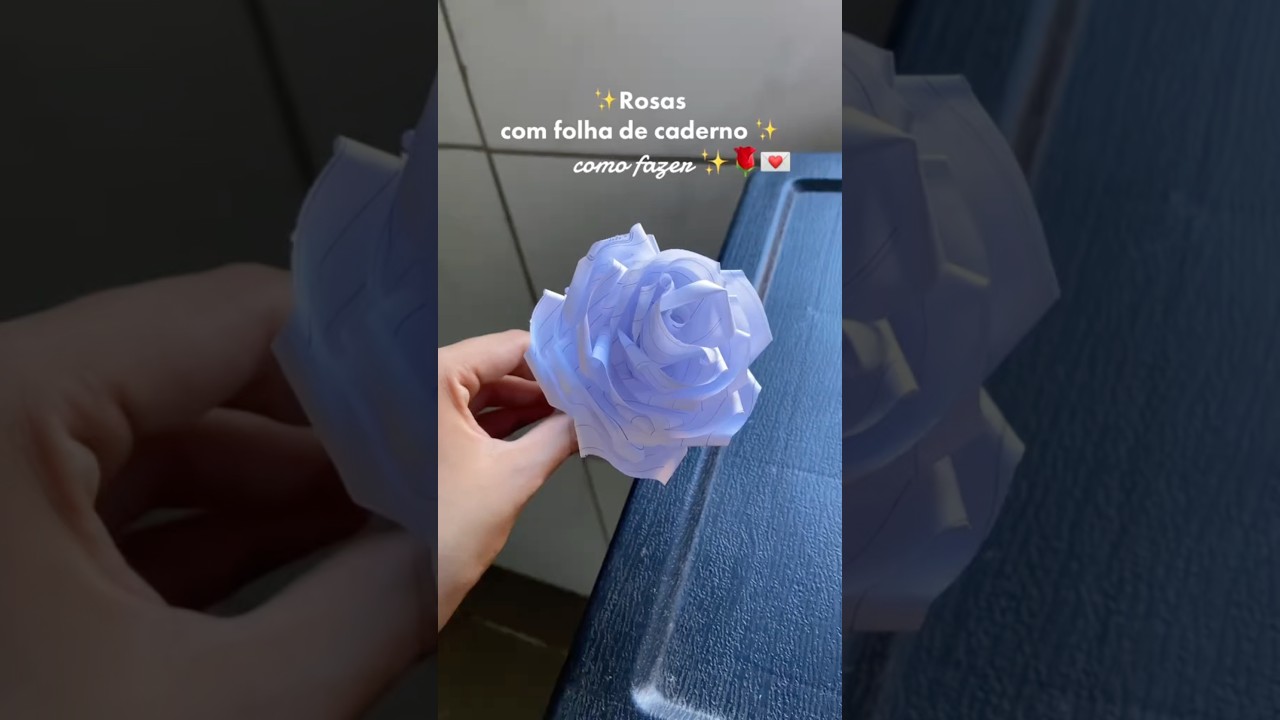 Como fazer rosa com folha de caderno #rosas #diy #flores #craft #explore #viralvideo #papercraft