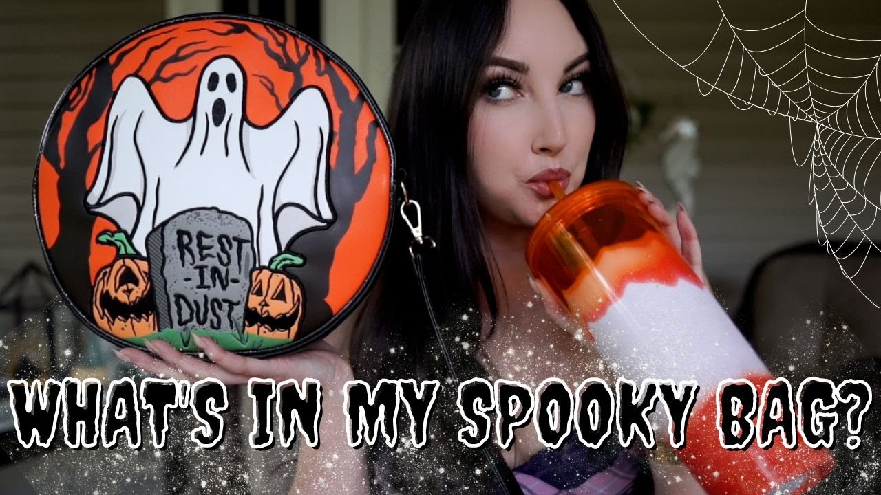 What's in my Spooky Bag Tag | All my Favorite Things!