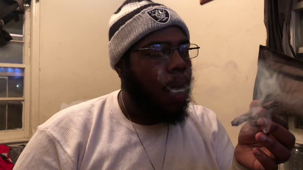 How to Roll a  Game Natural Leaf 🍁 with Sap