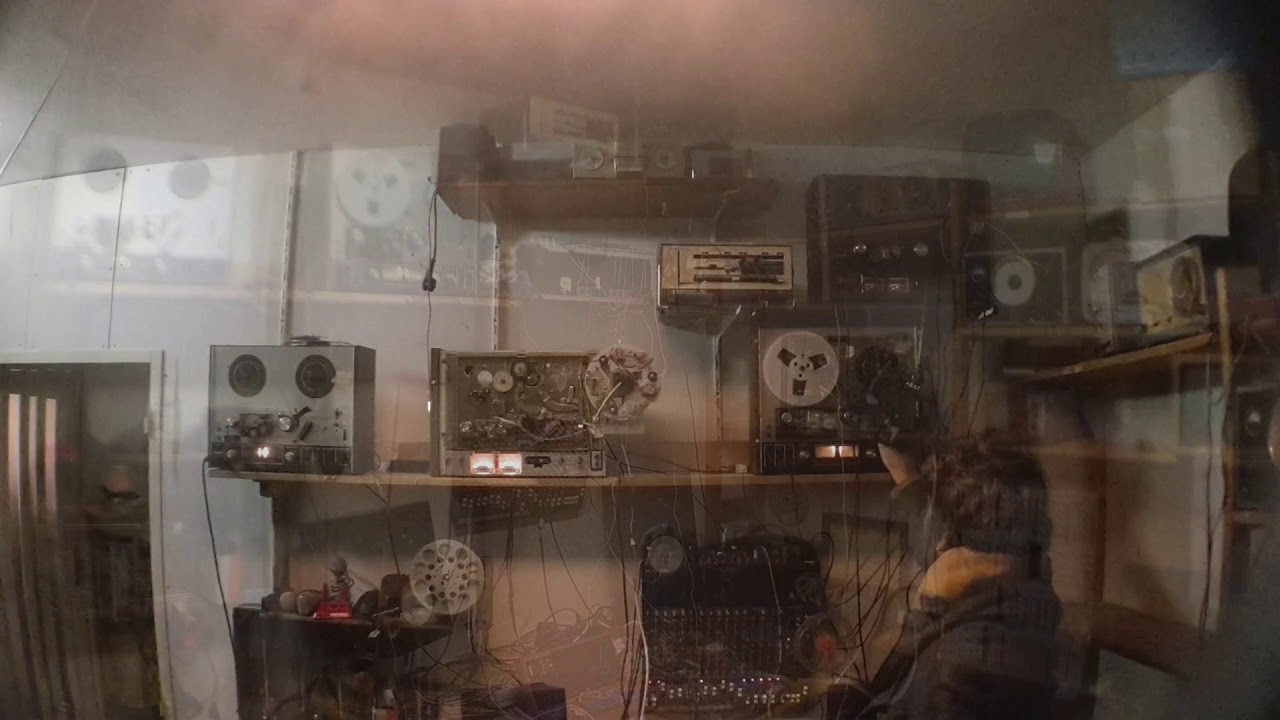 Creating a composition from a single piano note and a myriad of tape machines. Part1