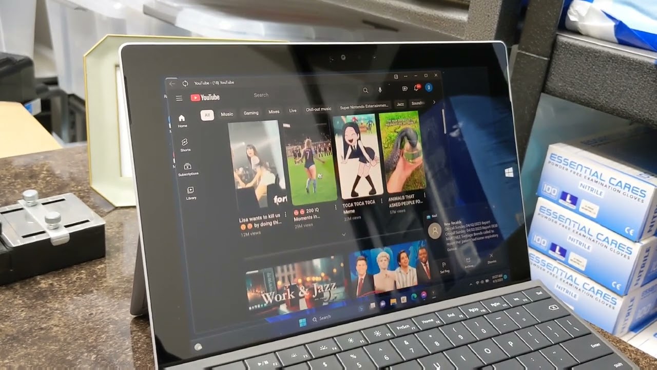 tiny11 on Surface 3