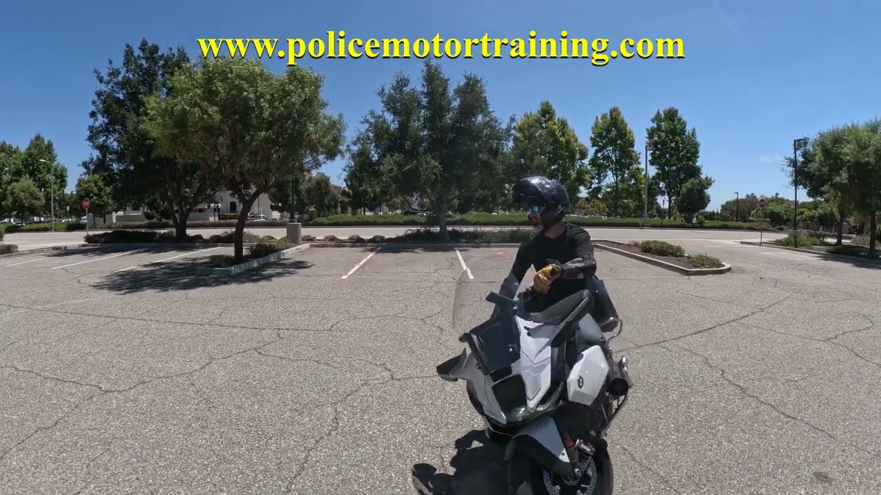 Stock BMW 1300 RT-P Makes 13' U-Turns!