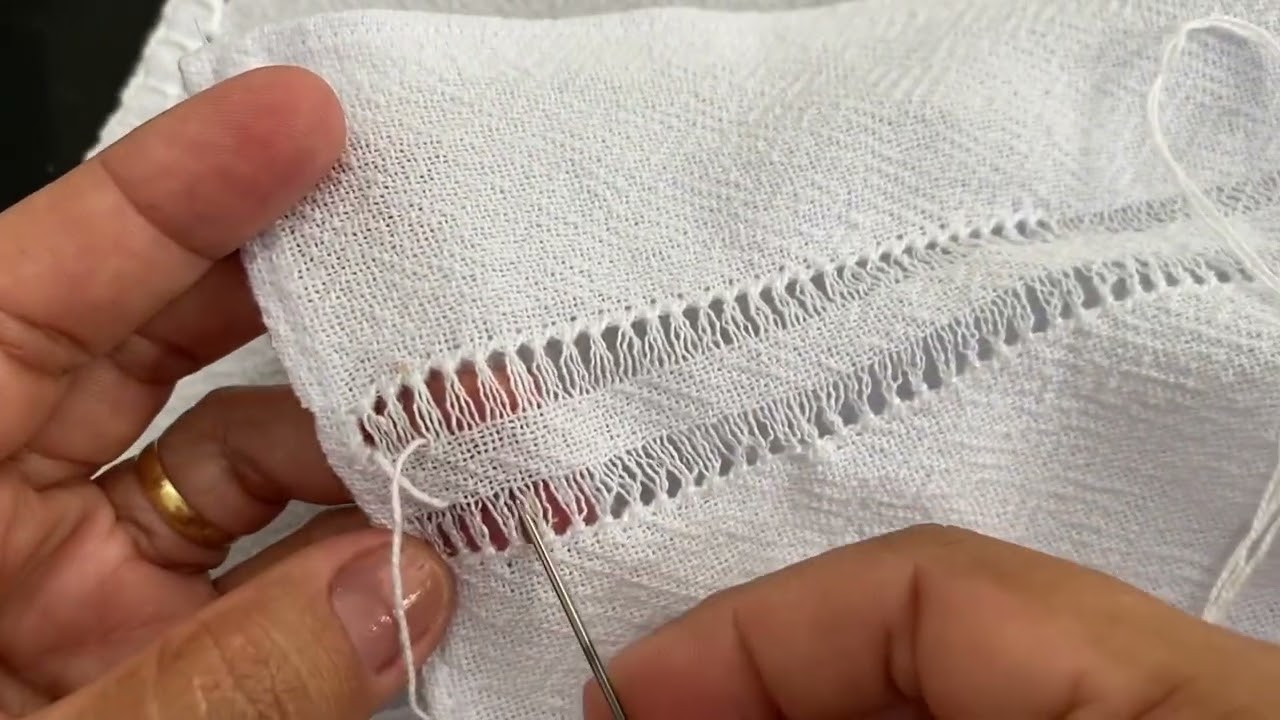Como fazer mais um barrado com o ponto decorativo do arte de desfiar.