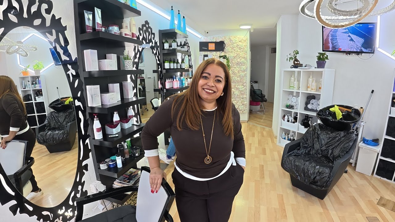 Coiffeur Latino Francisca, Kleinhüningen, Basel-Stadt #hairstyle #salon #belleza #latino 