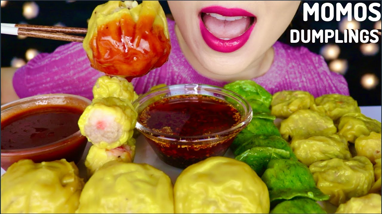 ASMR EATING SPICY DUMPLINGS WITH FIRE SAUCE & CHILLI OIL, MOMOS, DIM SUM 咀嚼音 | 먹방