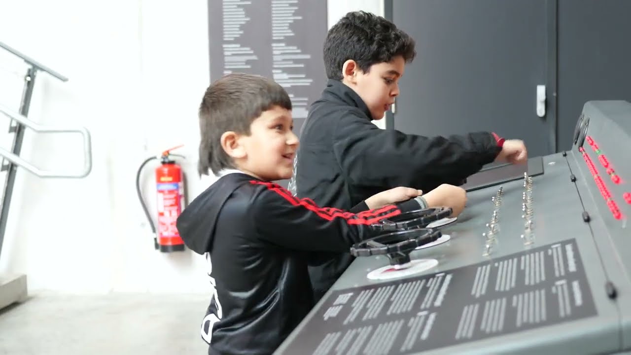 Article 27 @ Train World (Projet Camera Quartier)