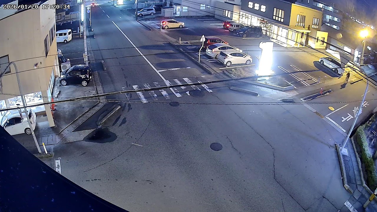 山形県山形市篭田交差点ライブカメラ Yamagata Yamagatashi Live camera.world.cam