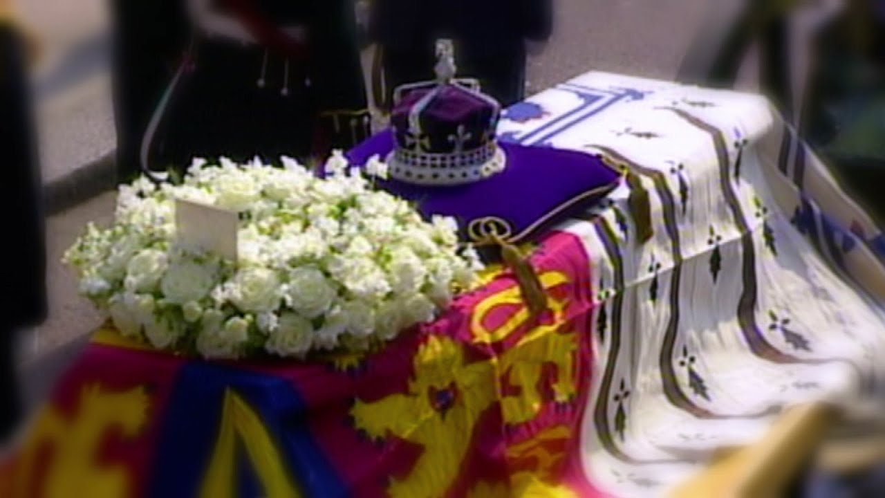 2002 - Dernier hommage à Queen Mum