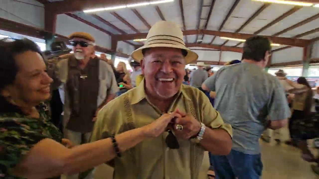 Puro Baile Estilo ATX!