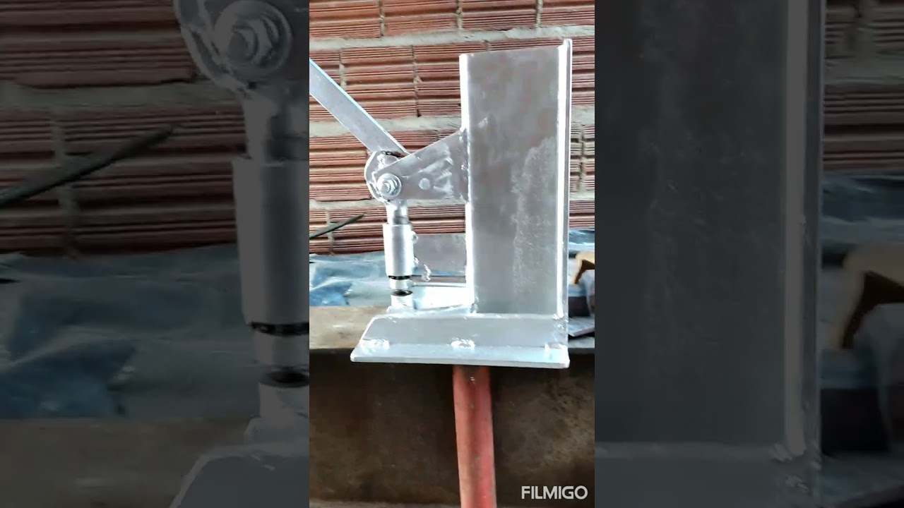 Máquina para furacão de chapas