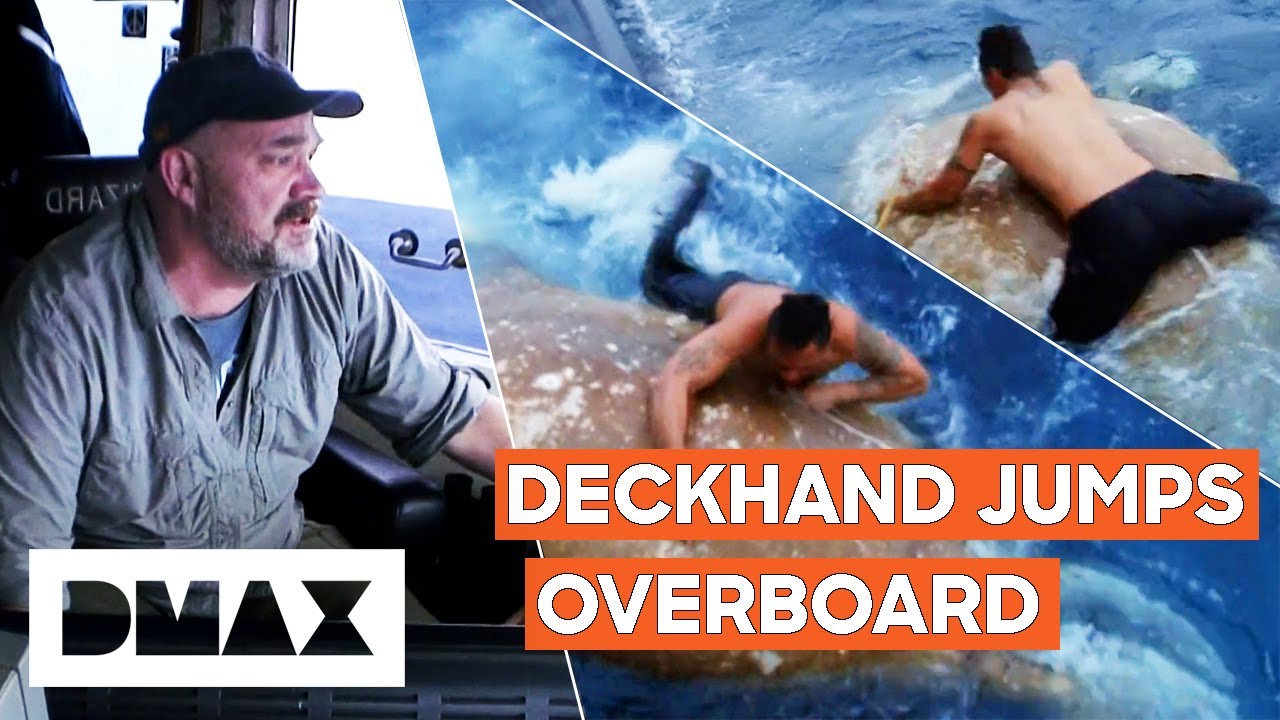 Wizard Deckhand JUMPS Overboard Risking Hypothermia! | Deadliest Catch