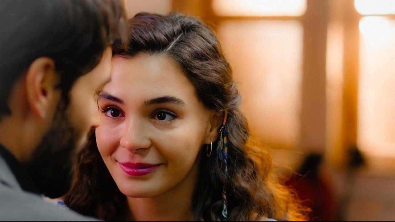 Ebru Sahin ❤️ Akin Akinozu   Love’s Hollow Horizon