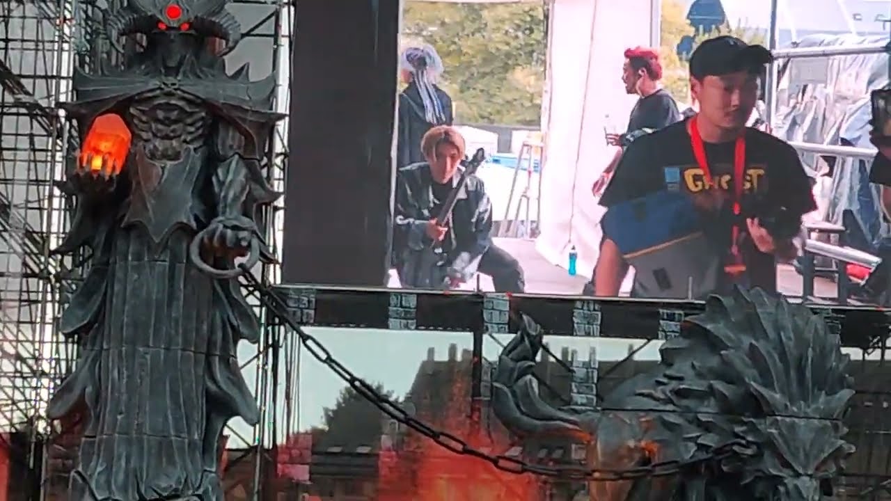 Crossfaith - Catastrophe (intro) - Resurrection Fest 2022