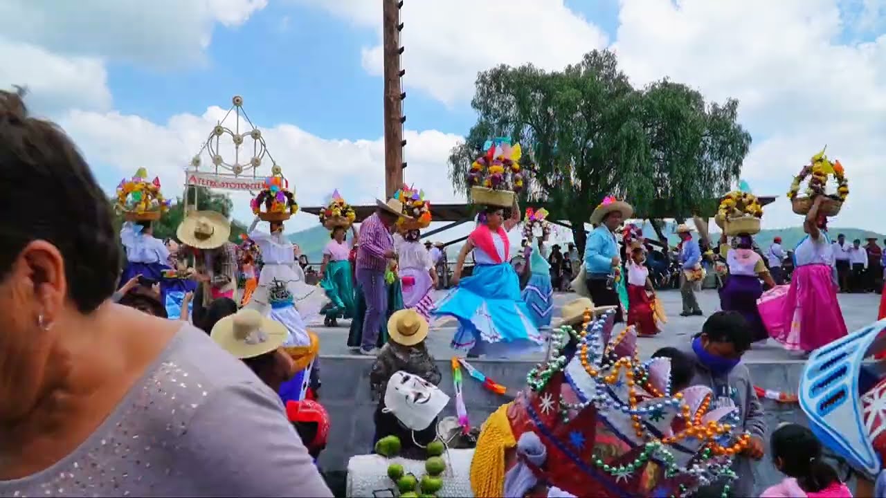 El baile de las Calabazas. Chinas Poblanas y Charros de a pie en el #Atlixcayotontli 2024