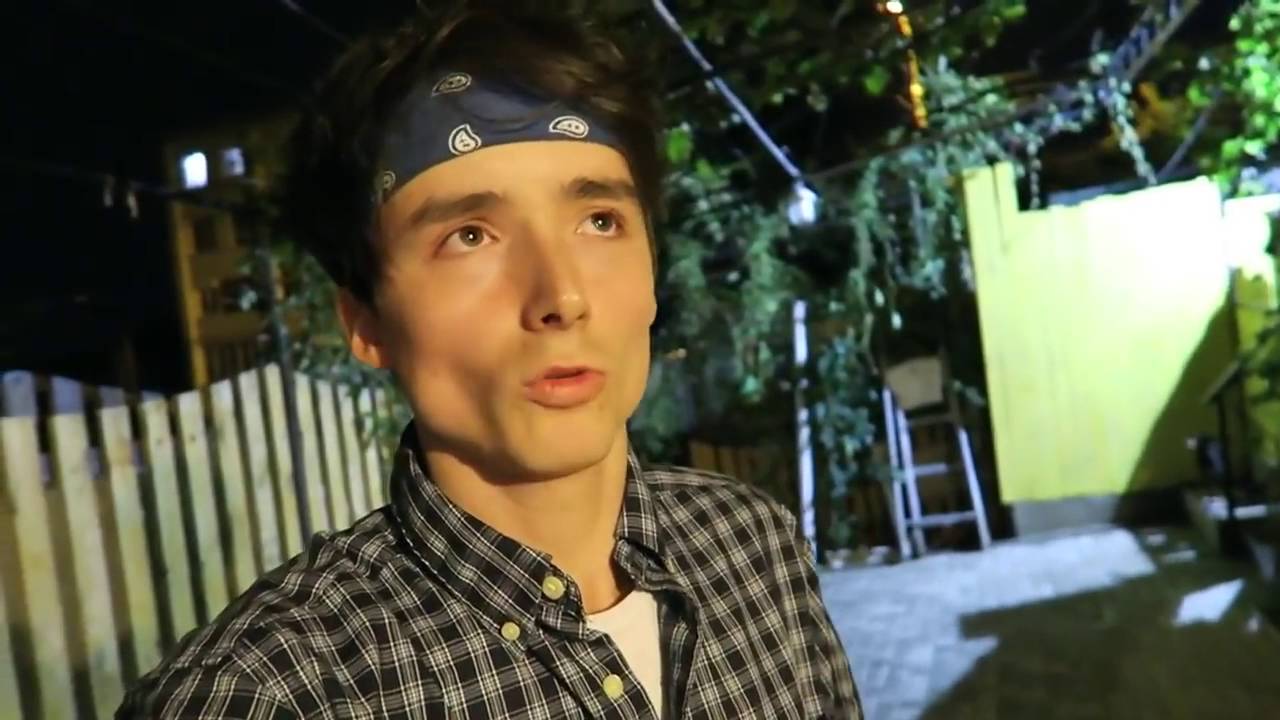 A SĂRIT LA MINE LA BĂTAIE!! 🤕