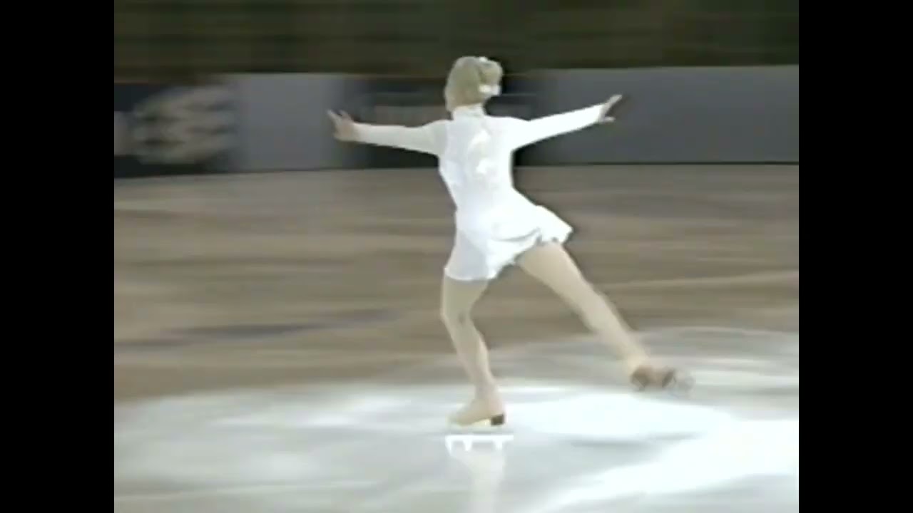 Katherine Healy skating Sleeping Beauty adage