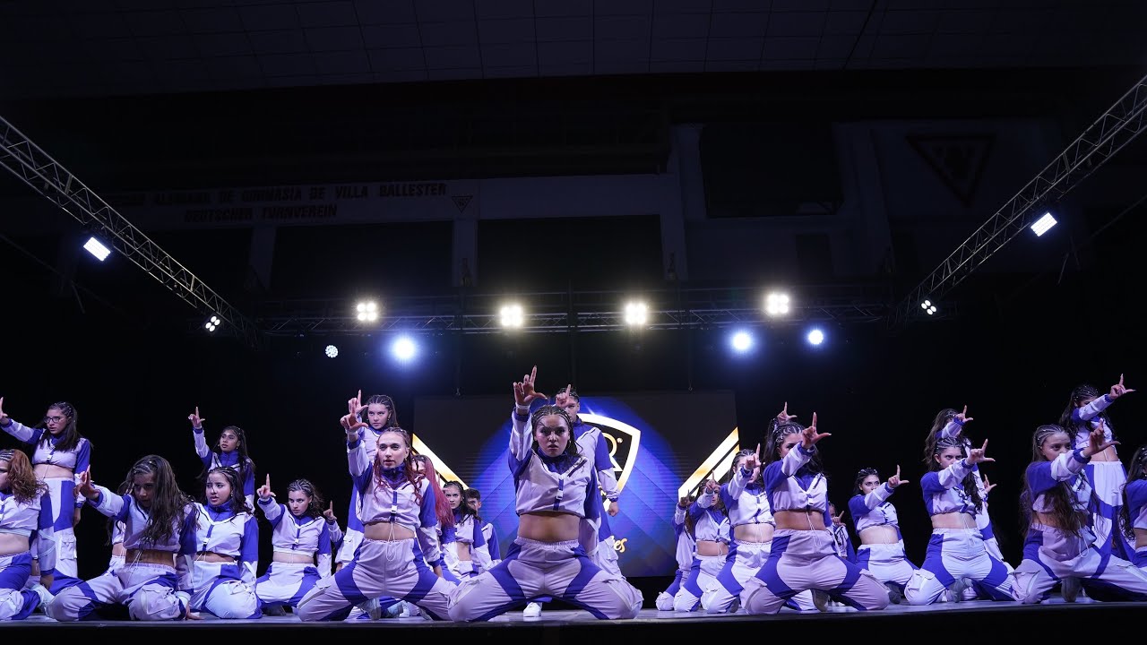 LOYALTY DANCE TEAM - SUBCAMPEONES MEGAGRUPO JUVENIL TIR 2024