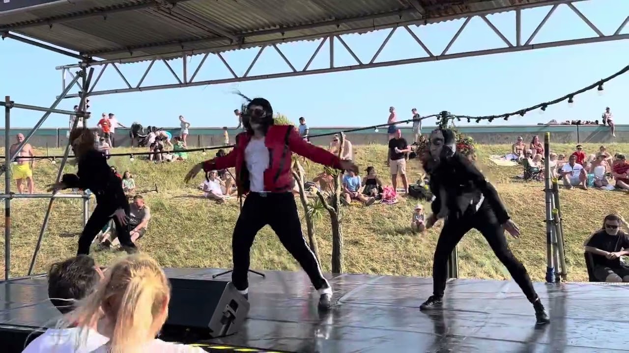 David Boakes (Michael Jackson Tribute) - Thriller - Jimmy Macs 25/06/2023