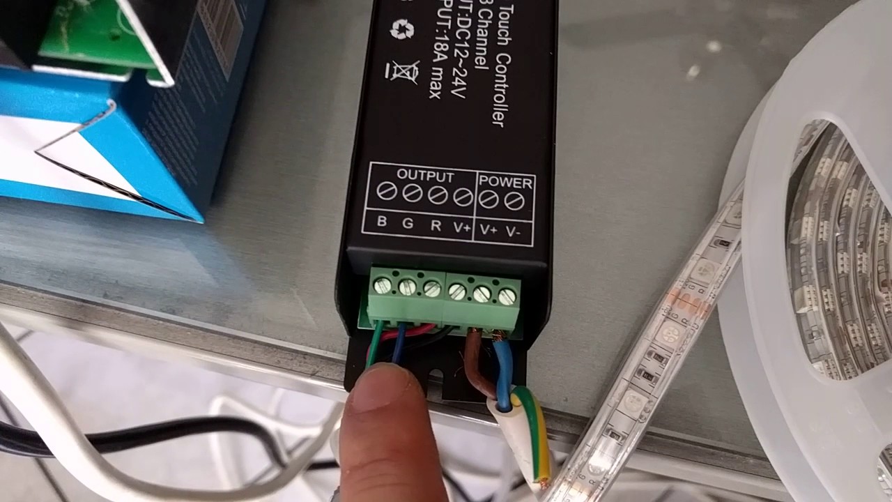 Συνδεση ταινιας LED RGB με Dimmer και Τροφοδοτικο