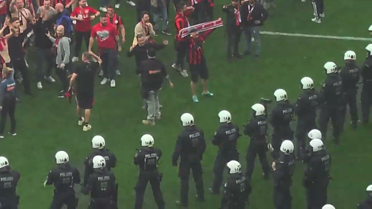 Meisterschaft Bayer Leverkusen - Stress mit Werderfans
