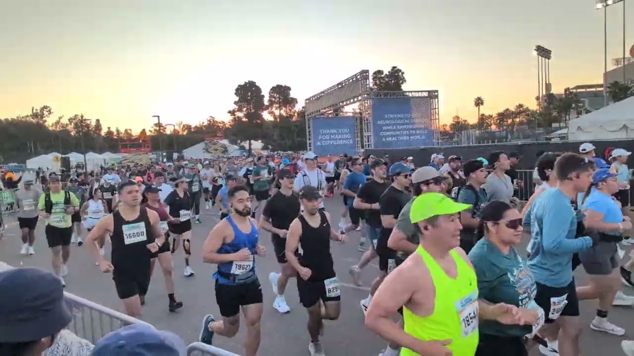 LA Marathon 2026, Second Set of Runners, Start of Race