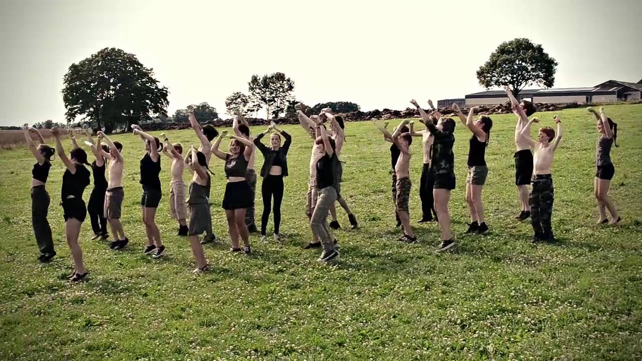 Wild Dances | Kampdansen van Litoziekla