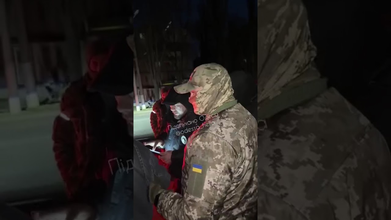 Банда в намордниках хоче викрасти діда!!!