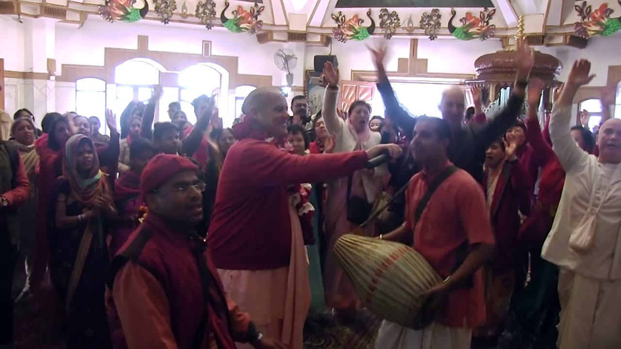 Ecstatic Kirtan at Iskcon New Delhi 01.16.2015