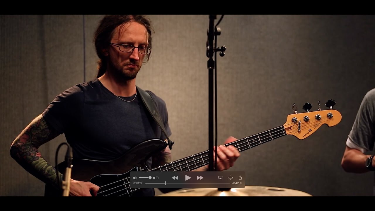 Bassist - SHOB & BAND - Enclosures