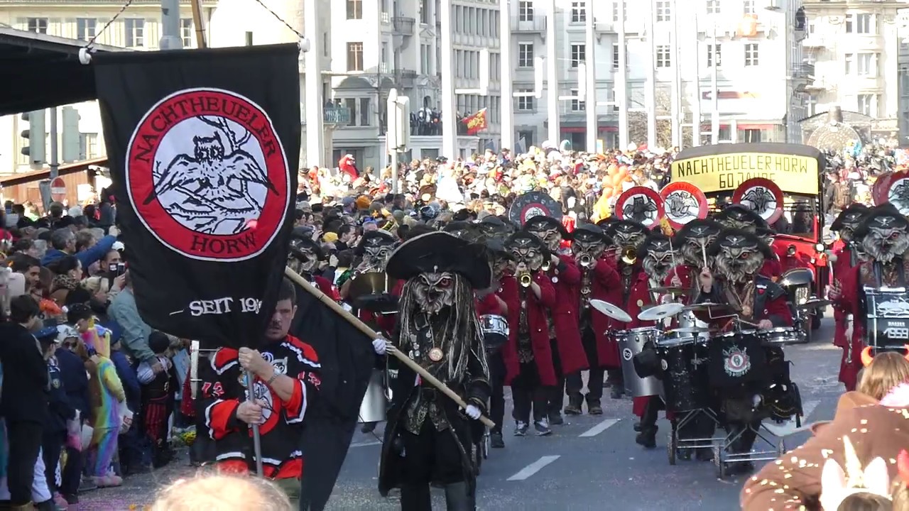 Nachtheueler Horw - Fritschiumzug am SchmuDo 2019