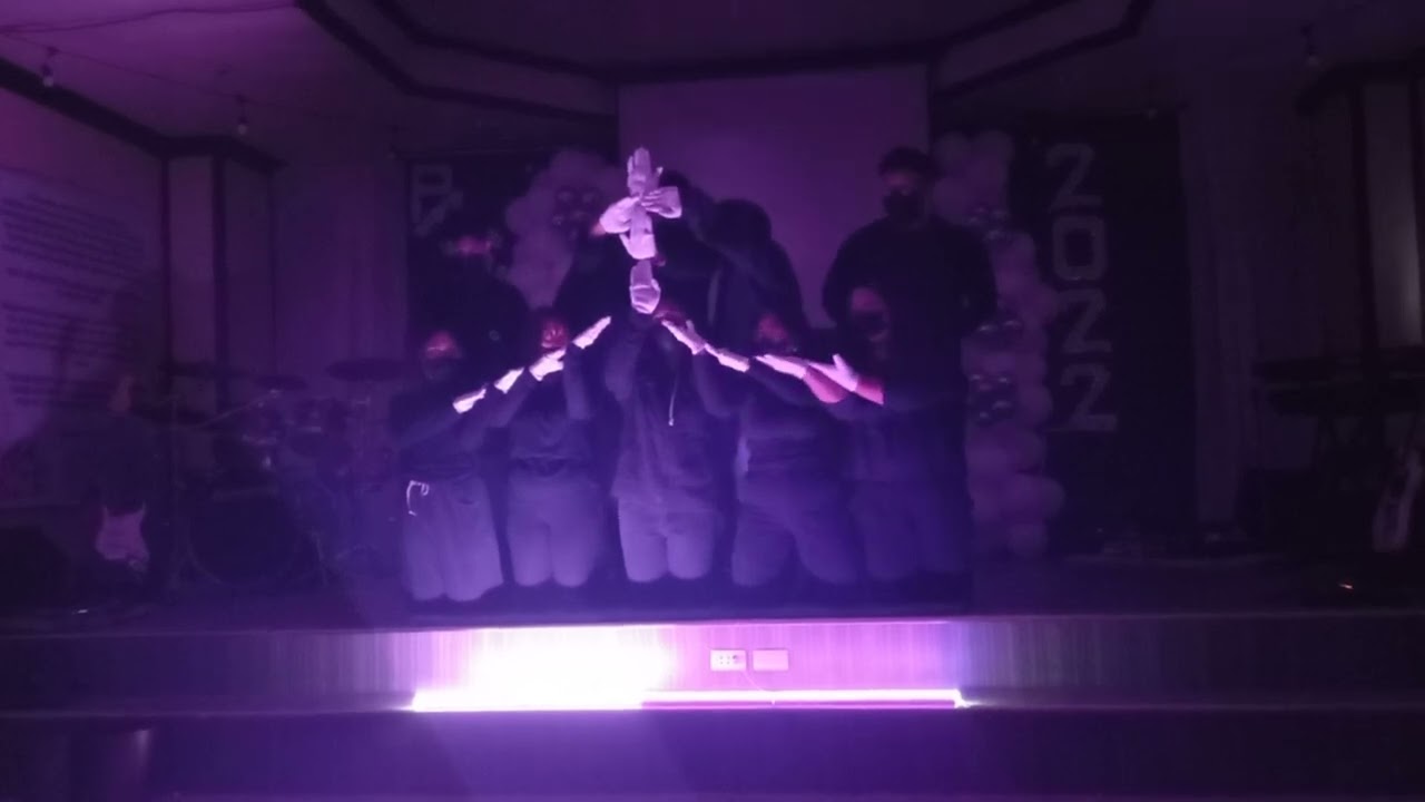 (THE KING) HAND MIME