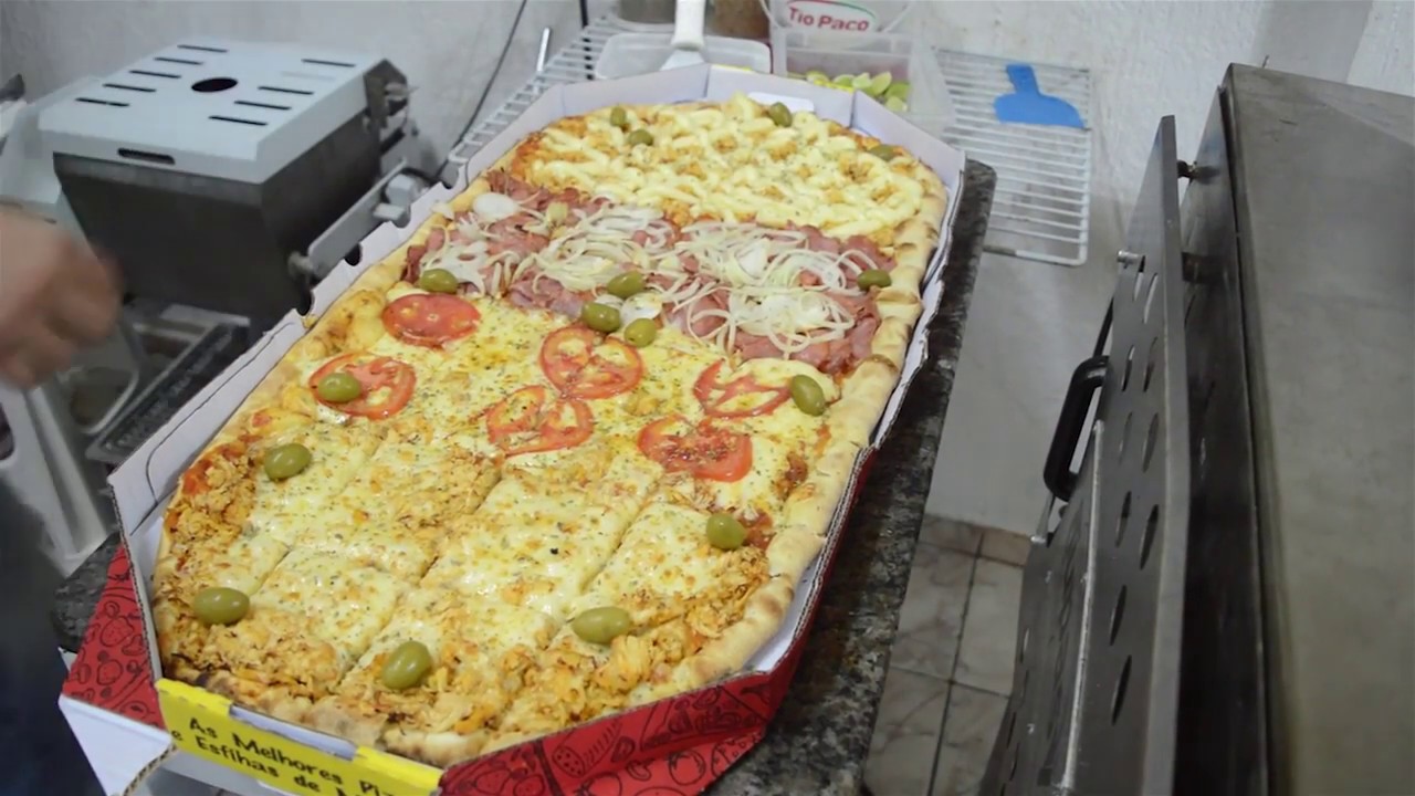 Como fazer Pizza Gigante e assar em forno Pietro  ( apóio Pietro fornos, senhor caixa)