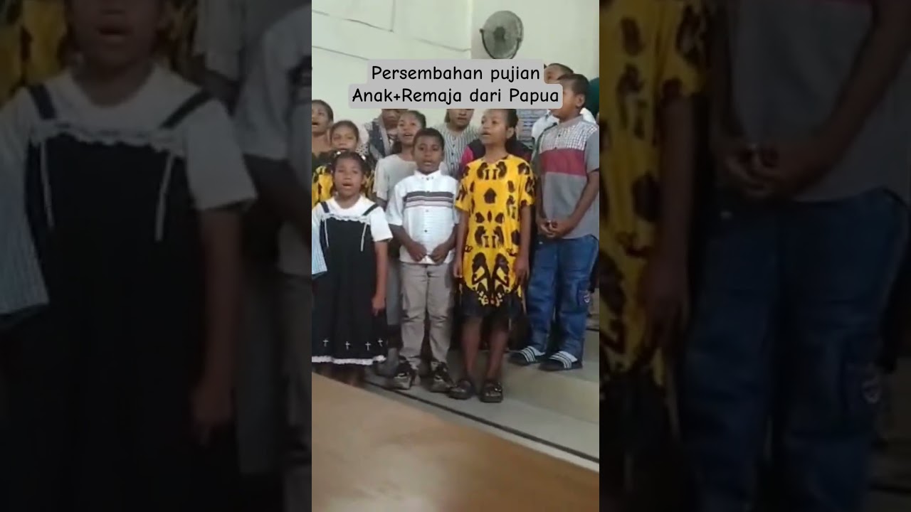 Teman Papua nyanyi di gereja #papua #kebumen #gereja #kristen #anak #gkjtengahan #sinodegkj