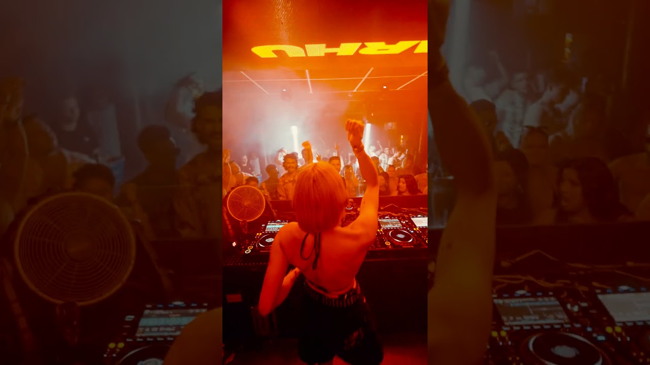 how to make a whole club dance 101 @marhumusic #antwerpnightlife