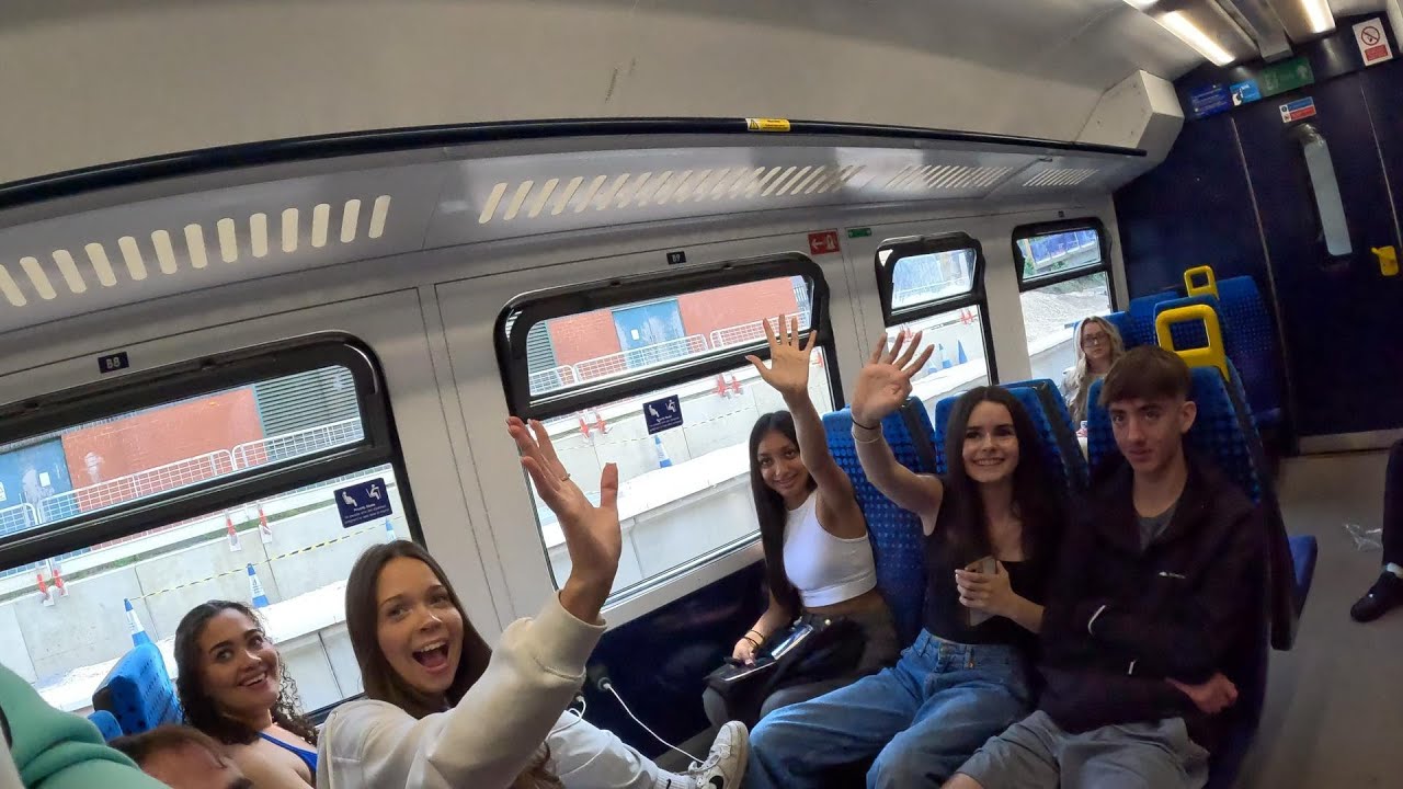 Моя одиночная поездка на поезде домой прошла ужасно неправильно 🚆😩