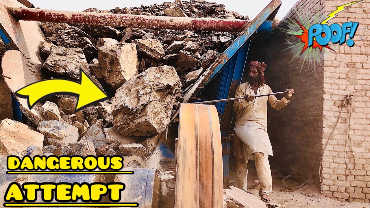 ☠️Super Giant Rock🪨Crusher in action Rubble Crusher Master jaw Crusher|Super satisfying Rock breaker