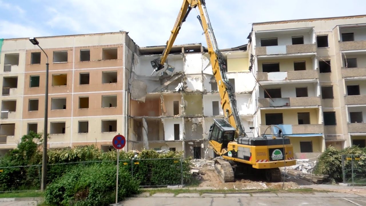 Abriss Plattenbauten in Leipzig Grünau Marsweg