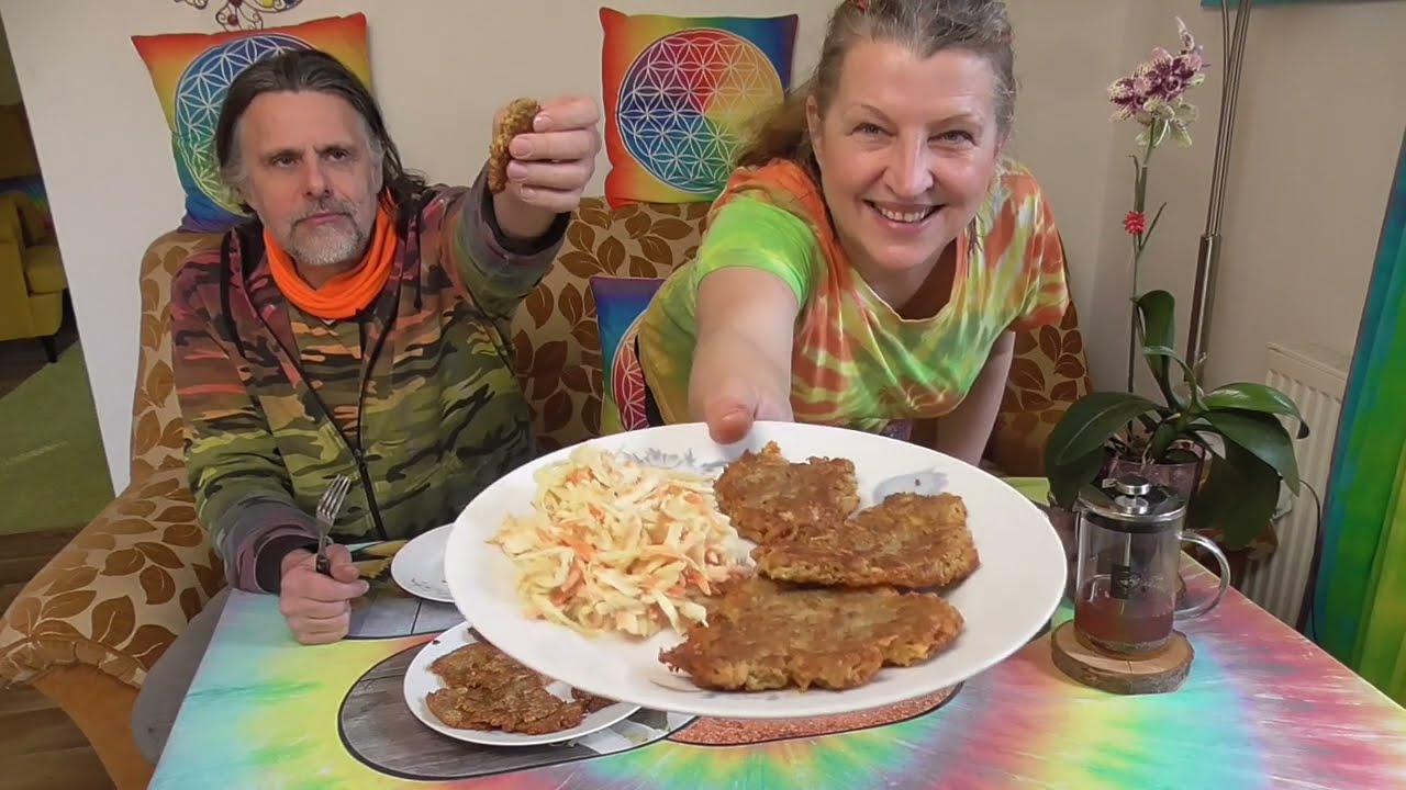 TOPINAMBURY RECEPTY - topinamburáky s chilli se sýrem a salát z topinambur se zelím