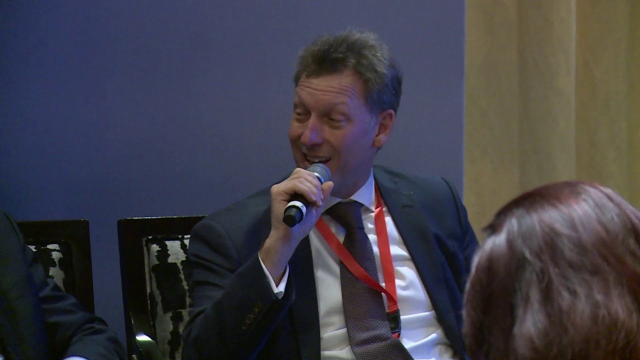 The Geopolitics of Peak Oil Demand