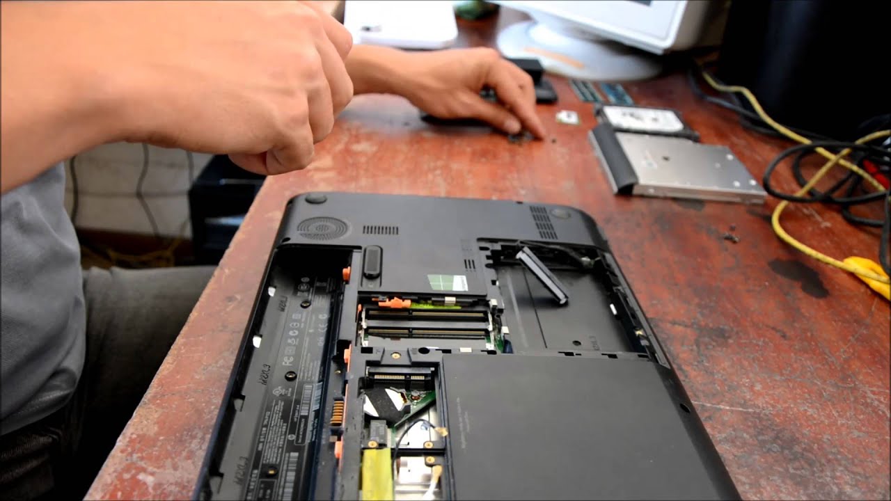 Desarmar notebook HP ENVY dv4