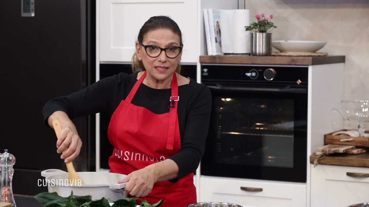 CUISINOVIA - Επεισόδιο 27, SEASON 1: Σπανακόρυζο & Το Γλυκό της Πόλυς με την Πόλυ Χατζηγεωργίου