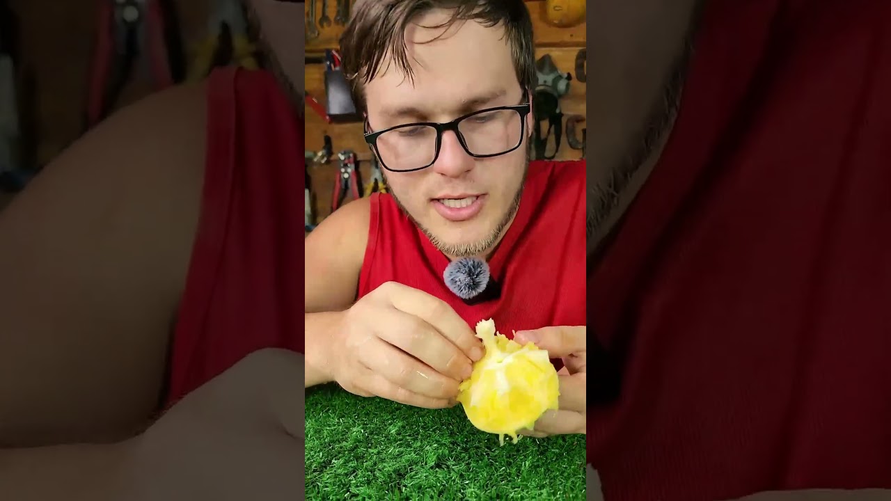 Fiz uma vela aromatizante com a casca da laranja