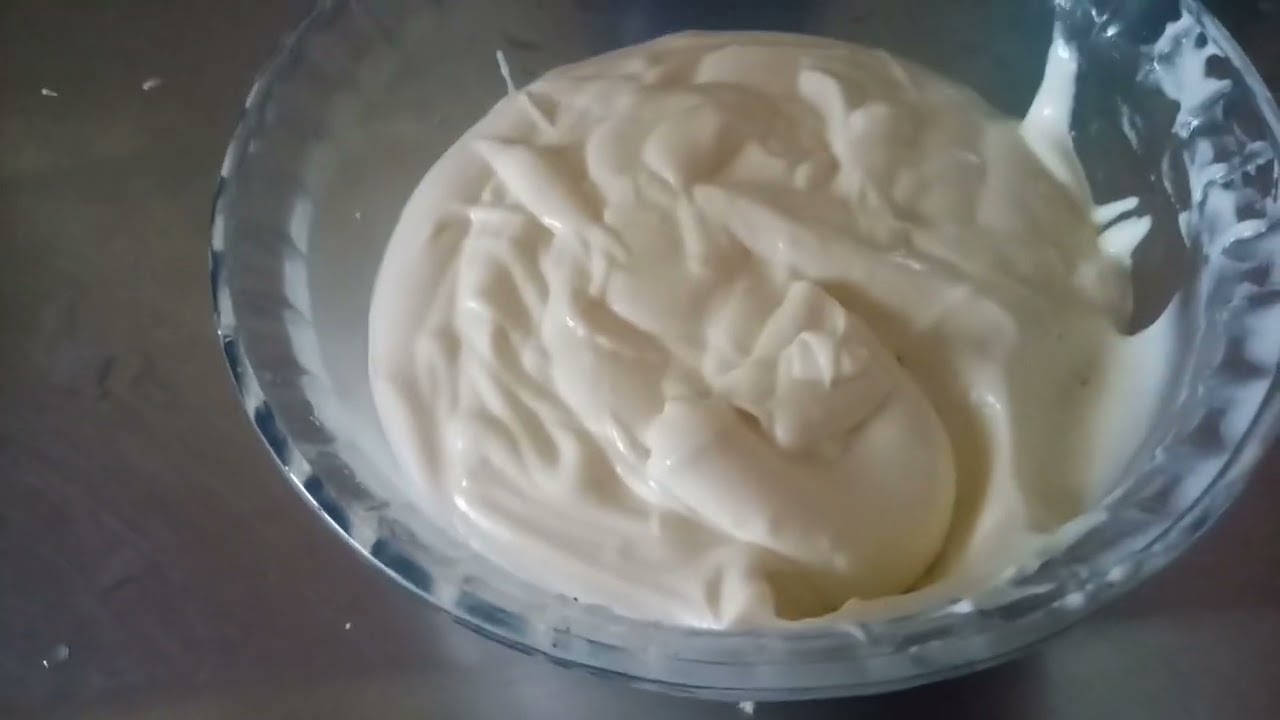 Olha ai outra receita de maionese q eu fiz vc pode colocar vinagre eu não gosto