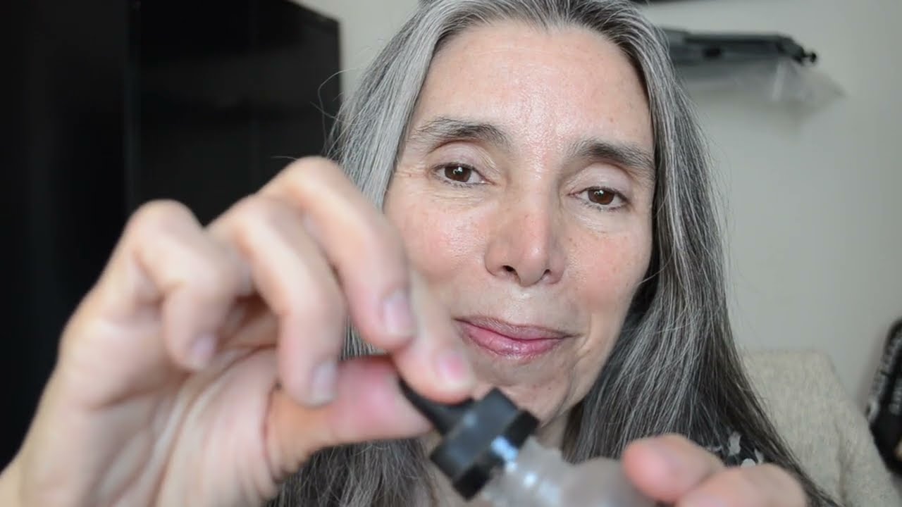 ASMR TU HERMANA MAYOR TE AYUDA A ARREGLARTE