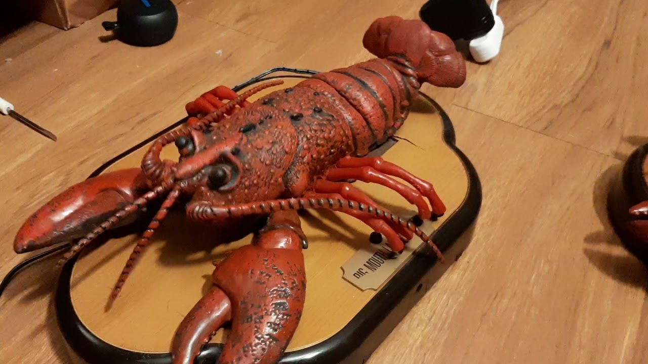 Comparing the 2nd and (I think) 3rd gen Big Mouth Larry Lobster