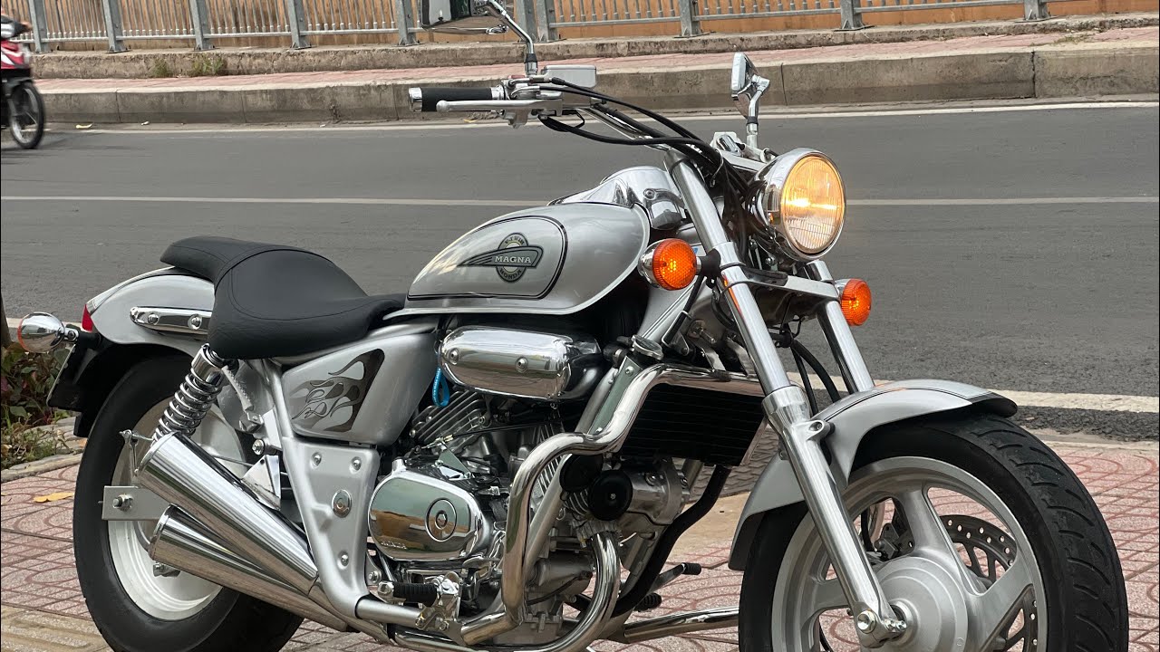 Honda magna 250 xe chính chủ ae thích alo e 0972059600