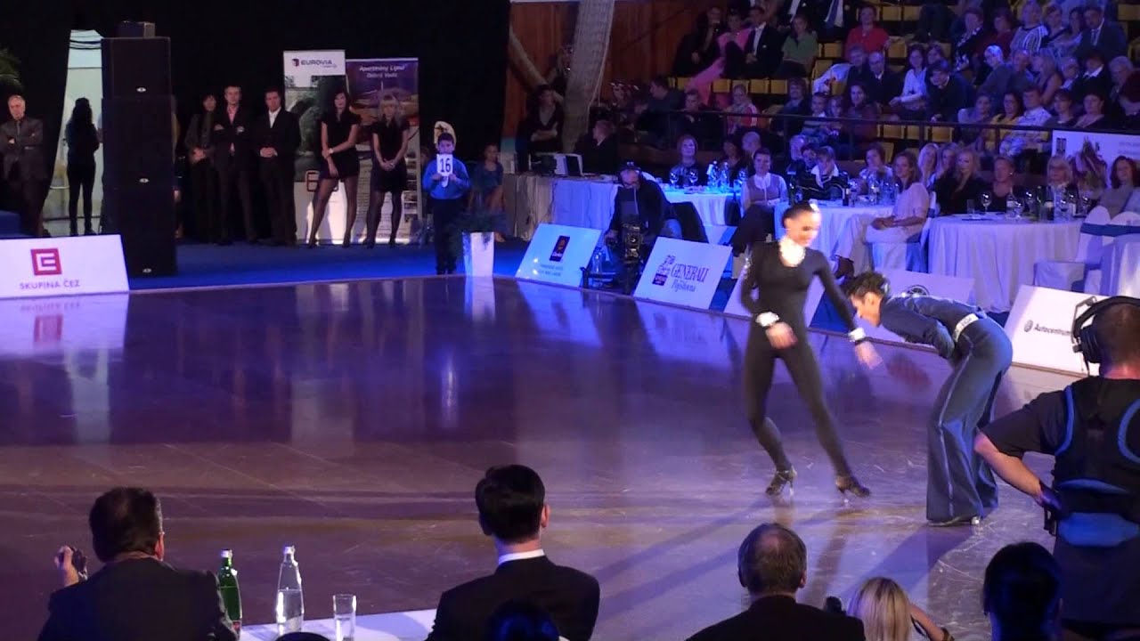 MČR ShowDance LAT 2012 | Catch Me If You Can | Lukáš Bartuněk - Kateřina Hrstková - TK Maestro [HD]