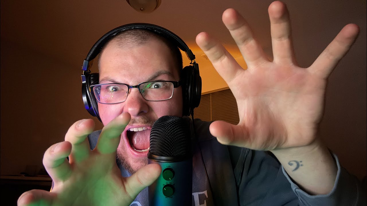 ASMR Fast and Aggressive Hand Sounds (plucking, salt and pepper, finger fluttering)