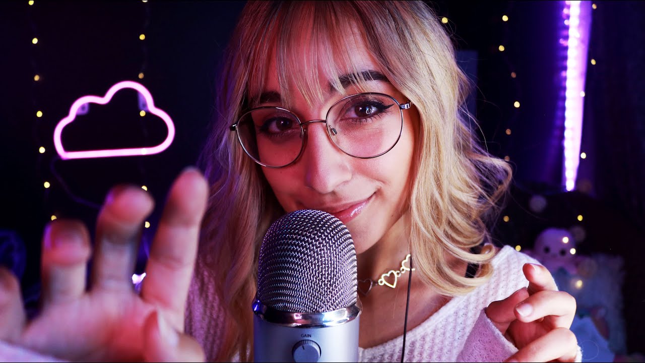 ASMR | Tongue Clicking and Face Touching 💕 (with Close-Up Breathy Whispers)